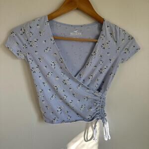 Hollister XS Baby Tee Wrap Top Floral Blue